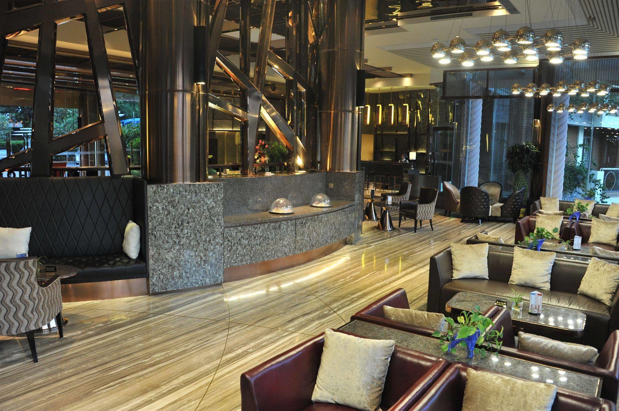 Yihe Hotel Guangzhou Exteriör bild
