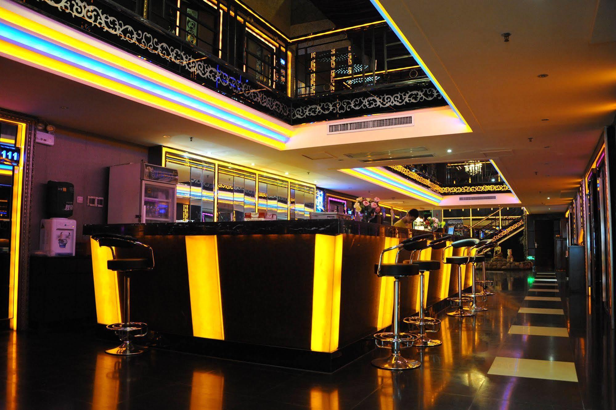 Yihe Hotel Guangzhou Exteriör bild